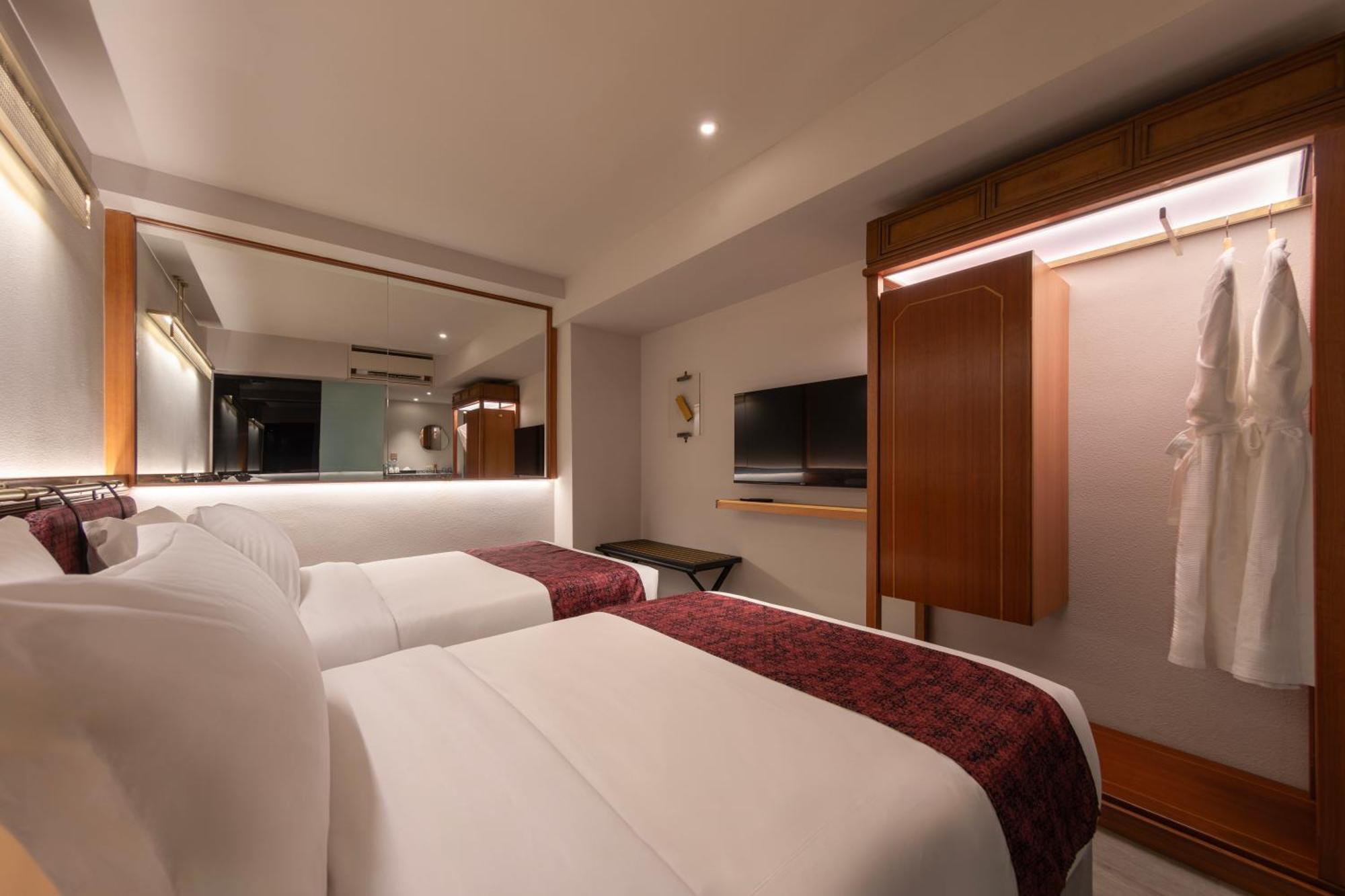 Bintang Collectionz Hotel